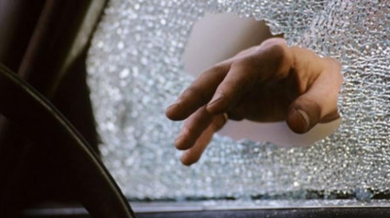 Army captain was allegedly robbed of his car