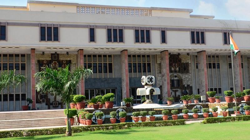 Delhi High Court Receives Bomb Threat, Evacutions Underway