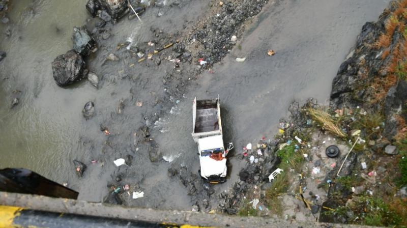 Vehicle falls in khud