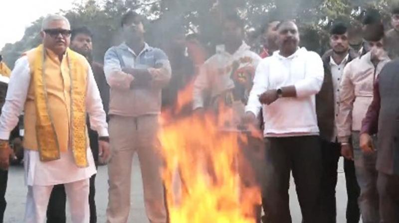 Chandigarh: Hindu Organizations Protest against Mob lynching of Das in Bangladesh (Photo: screenshot of ANI video)