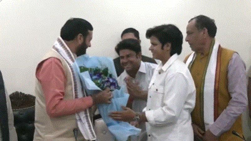 Haryana CM Saini Honors Cricketer Shafali Verma with Rs 1.5 Crore; Appointed Brand Ambassador by Women's Commission