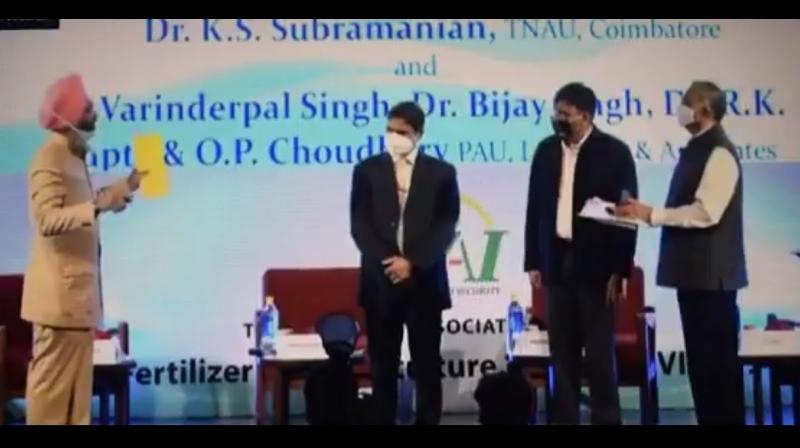 Scientist refuses to accept award