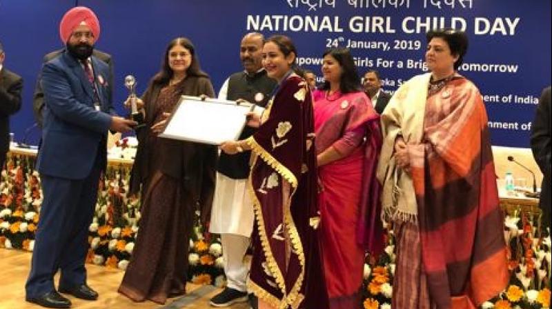 Aruna Chaudhary today extended congratulations to the District Administration