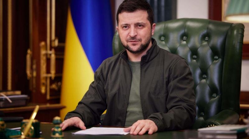 Ukraine President Volodymyr Zelenskyy Ready for Talks as U.S. Halts Military Aid