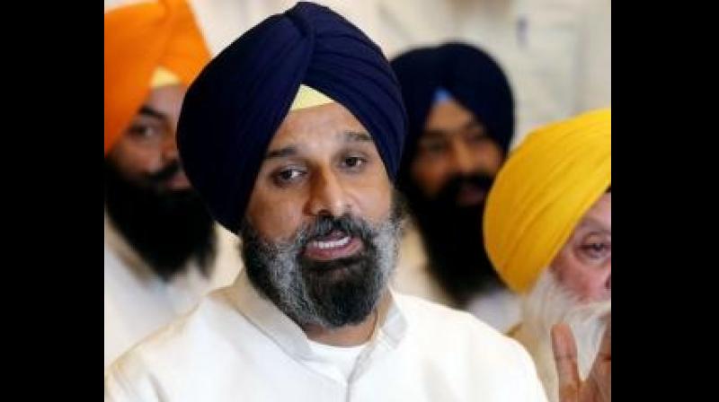 Punjab Vigilance Bureau Arrests SAD Leader Bikram Singh Majithia in Disproportionate Assets Case Punjab Vigilance Bureau Arrests SAD Leader Bikram Singh Majithia in Disproportionate Assets Case