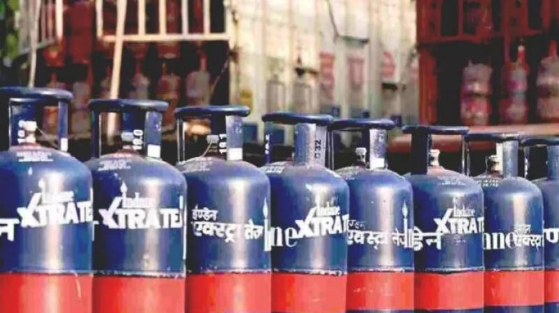 HPCL Asks Industrial, Commercial Customers to Arrange Alternate Fuel Amid LPG Supply Constraints