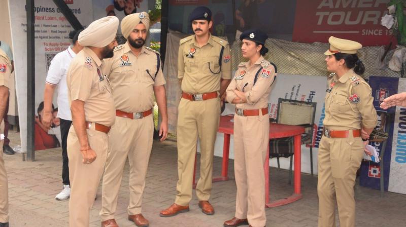 Two Women Drug Smugglers Among Six Held With 9kg Heroin In Amritsar (representative image)
