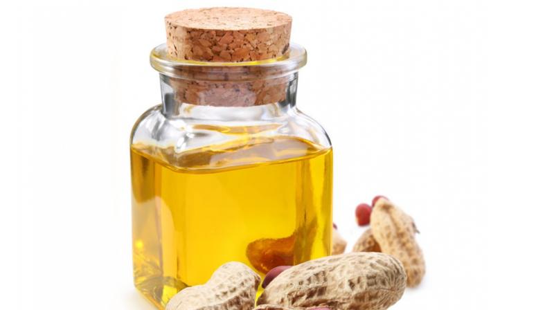 Groundnut oil prices declined