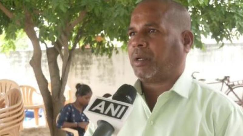 Karur Stampede: Father Shares Ordeal of Losing Wife and Daughter, Says 'Don't Know Who to Blame'