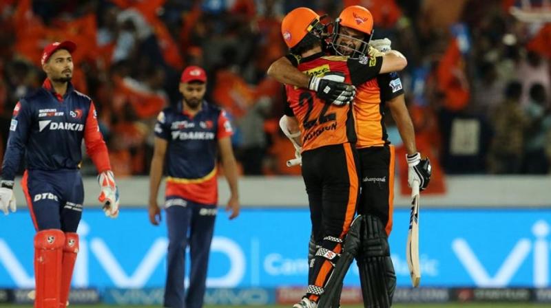 Sunrisers beat Daredevils by 9 wickets