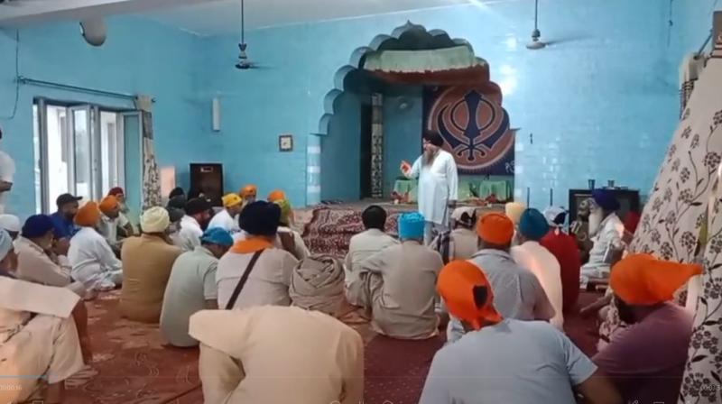 Jalandhar: Panchayats Of 10 Villages Near Adampur Pass Resolution To Boycott Migrant Workers