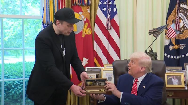 Trump Praises Musk: “Americans Owe Him a Great Debt of Gratitude” as He Steps Down from Special Role