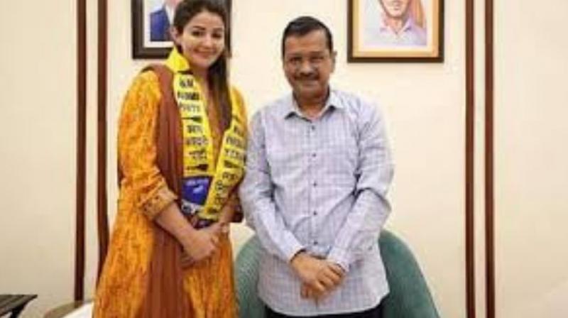 Reowned Punjabi Actress Sonia Mann joins Aam Aadmi Party