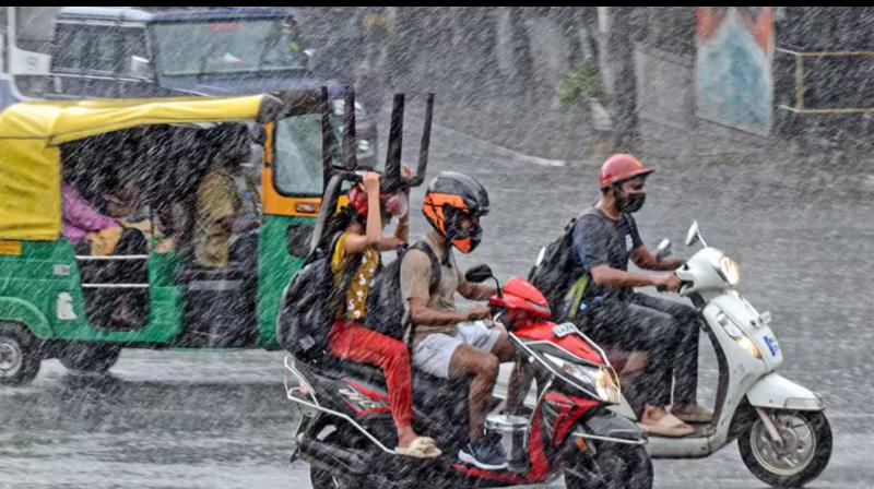 Himachal Pradesh Weather Update: Severe Rainfall Expected in 10 Districts
