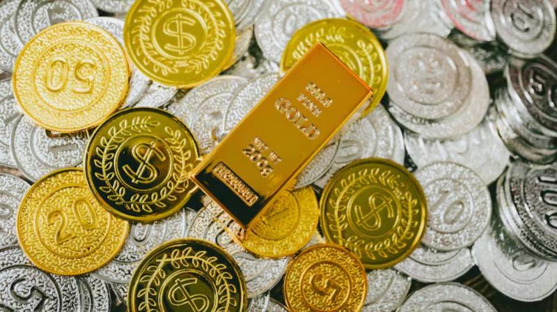 Silver and Gold Prices Soar, Sarafa Market is in Crisis,