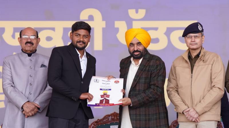 CM Mann hands over appointment letters to 1,746 newly recruited constables