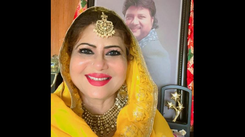 Punjabi singer and actress Amar Noori receives a threatening call; Investigation Underway