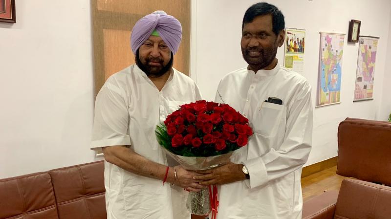 Capt Amarinder Singh and Ram Vilas Paswan