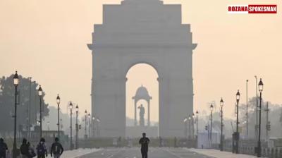 Delhi's Air Quality Worsens to 'Very Poor' as Smog Engulfs City