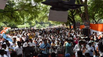 IYC workers staged a protest against the Centre over the Rafale fighter