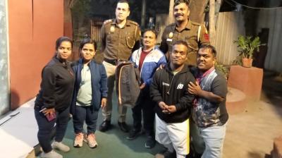 Delhi Police Recovers Lost Bag of Para-Badminton Player
