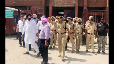 Sukhjinder Randhawa visits Jail Ludhiana