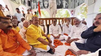 Jan Suraaj Party Prashant Kishorb to make sure Bihar women get Rs 2 Lakh promised by BJP led NDAb (PTI Photo)