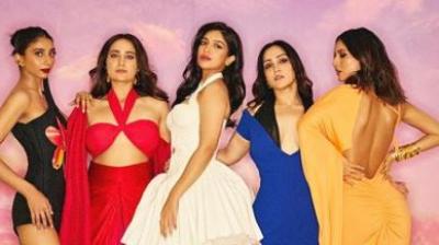 Shehnaaz Kaur Gill with Cast of TYFC