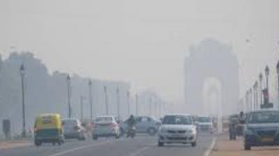 The regulatory body Commission for Air Quality Management (CAQM) said it would constitute an expert committee for specifically targeting vehicular pollution, which is identified as a major contributor to wintertime PM2.5 levels. File Photo.