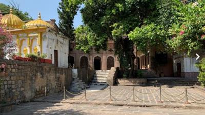 In Pakistani capital, a centuries-old temple where Hindus are not allowed to pray