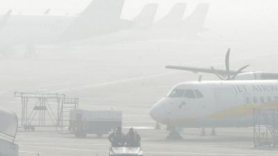 Ten flights diverted from Delhi airport 