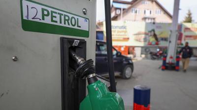 Time to keep an eye on petrol-diesel prices File Photo