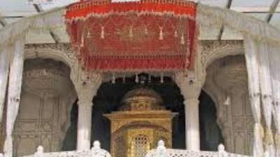 Former SAD ministers summoned by Sri Akal Takht Sahib 