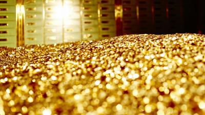 Gold prices surged by Rs 210