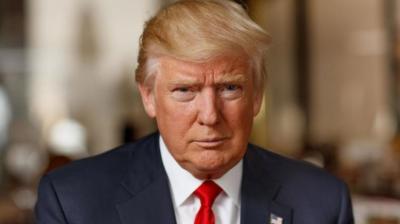 Trump Threatens Iran with Bombing and Tariffs in Nuclear Program