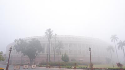 Heavy Fog Alert for Northern India: Ministry of Civil Aviation Issues Advisory for passengers  (PTI Photo)
