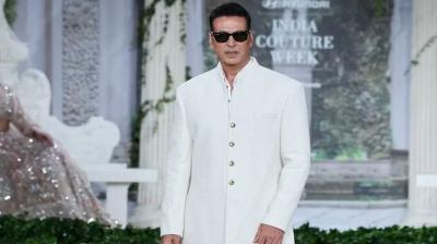 Akshay Kumar's Teenage Daughter Asked To Send Nude Photo While Playing Online Game