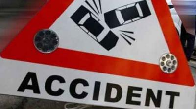 8 persons were killed and 3 others injured