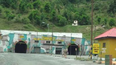 Jawahar Tunnel tube reopens for traffic