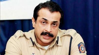 Mumbai top cop Himanshu Roy commits suicide