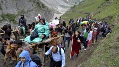 Fresh batch of pilgrims leave for Amarnath
