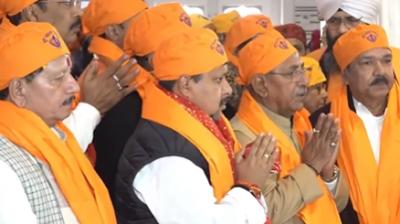 BJP National Working President Nitin Nabin offers prayers at Patna's Harmandir Gurudwara