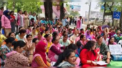 Uttarakhand: ASHA, Midday Meal Workers Hold Rally Demanding Fair Wages and Job Security (IMage courtesy:TOI)