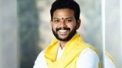 He used the crisis as an opportunity to highlight the government's commitment towards a more competitive aviation sector.File Photo.