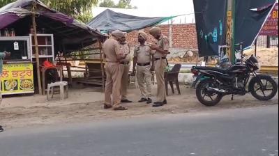 Firing at Ludhiana Police Checkpoint, After Police Stop Bikers Coming from Wrong Side Latest News