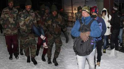 Army rescues over 2,500 stranded tourists