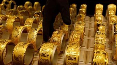 Gold advanced by Rs 10