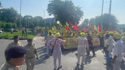 Farmers Protest in Chandigarh: 1000 Farmers Carry Peaceful Protest March 