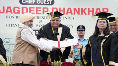 Dr Rattan Singh Jaggi Honored with Gyan Ratna Award