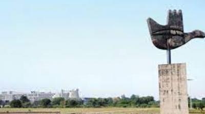 Despite the unusually high day temperatures, the nights remain chilly, with the minimum temperature settling at 6 degrees Celsius, which is 1.4 degrees below normal.  File Photo.